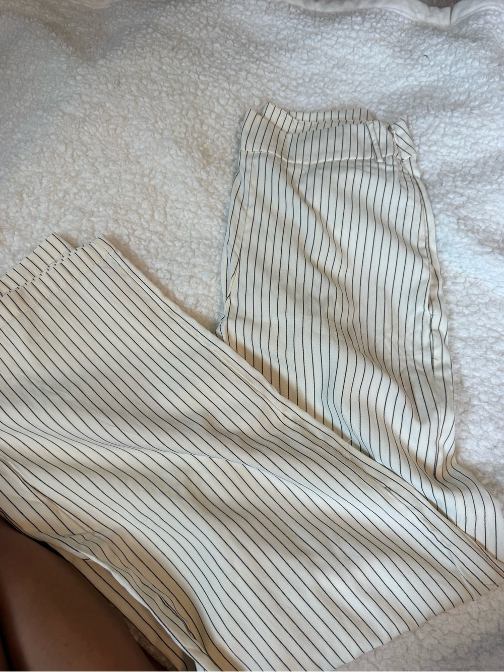 cream trousers - Picture 2 of 3
